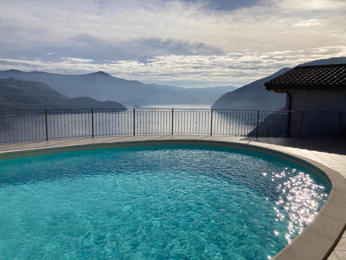 Appartamento Grande Terrazza Vista Lago Parzanica Buitenkant foto